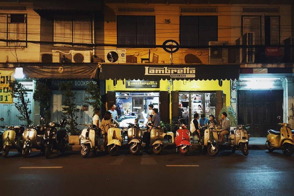 Lambretta thailand cafe