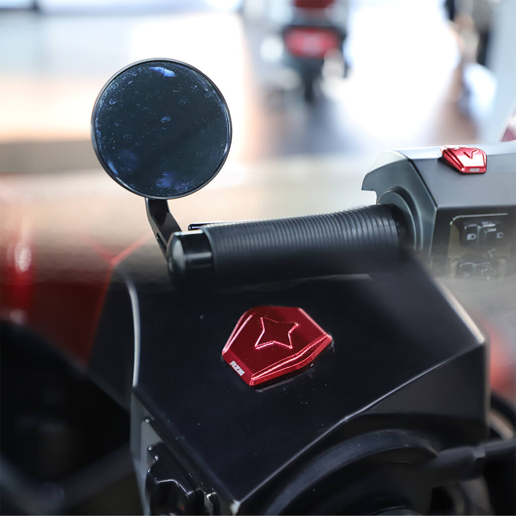 กระจกปลายแฮนด์และที่อุดกระจก